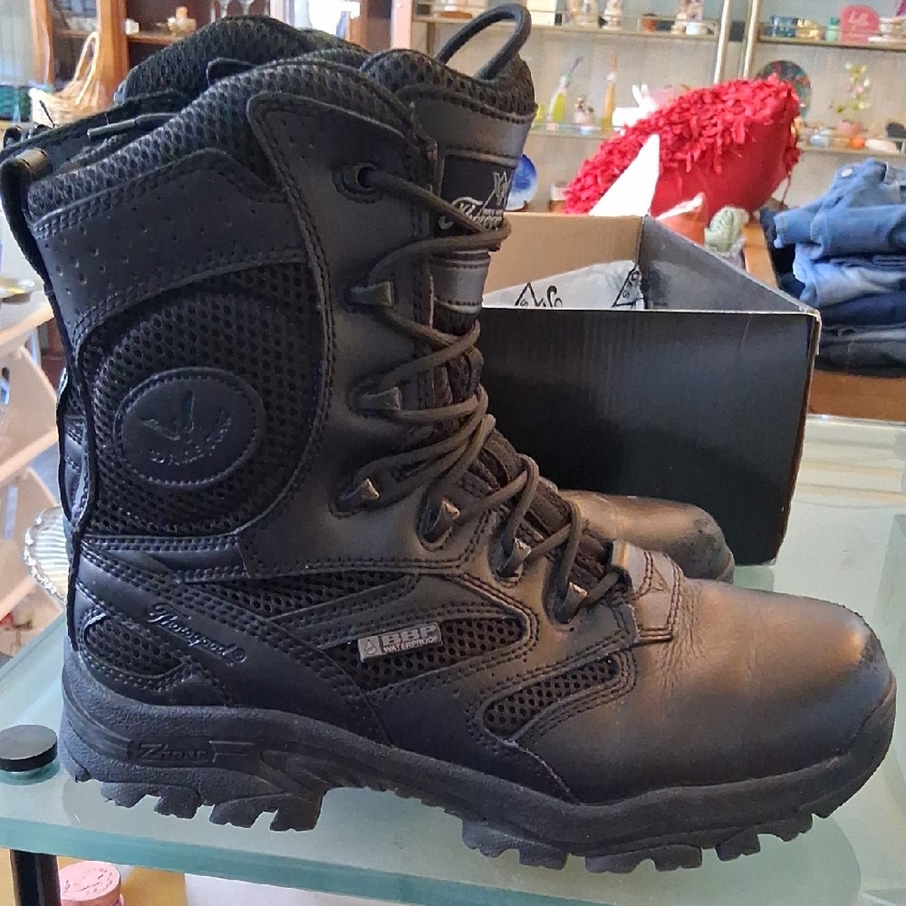 Men's Black Tactical Waterproof Lace-Up Boots